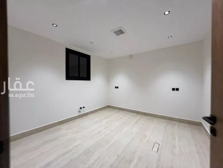 Floor for Sale in Riyadh Okaz صورة 5