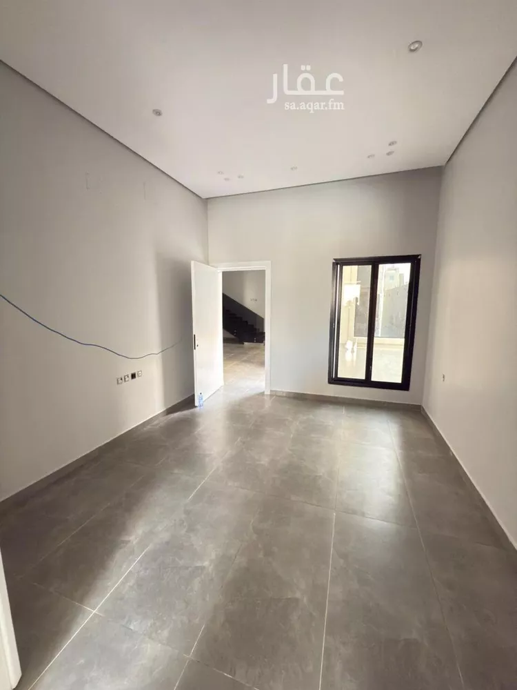 فيلا للبيع في شارع ابن الصاحب, حي الورود, مدينة الخرج, منطقة الرياض صورة 3