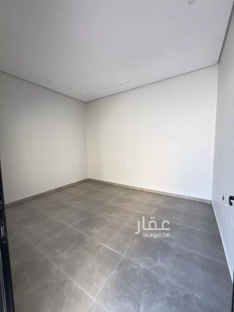 فيلا للبيع في شارع ابن الصاحب, حي الورود, مدينة الخرج, منطقة الرياض صورة 4