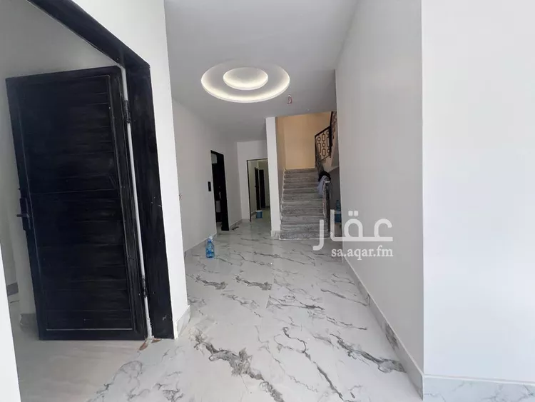 شقة للبيع في شارع عبدالرحمن بن حسن عجيمي, حي عكاظ, مدينة الرياض, منطقة الرياض صورة 3