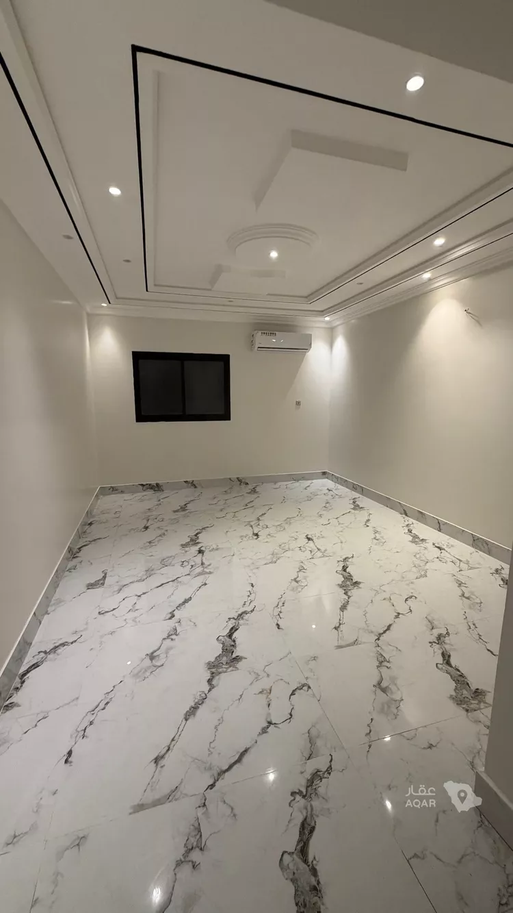Floor for Rent in Riyadh Al Munsiyah 5