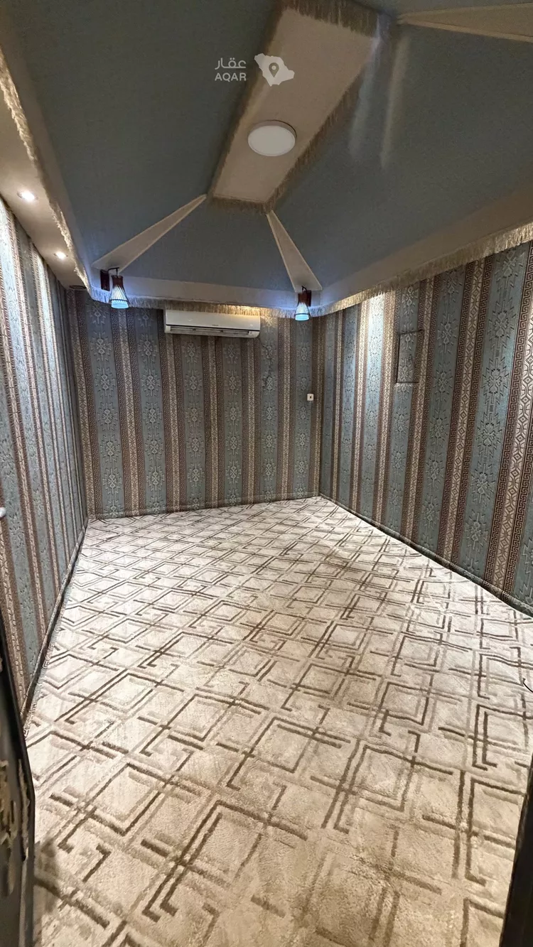 Floor for Rent in Riyadh Al Munsiyah 3