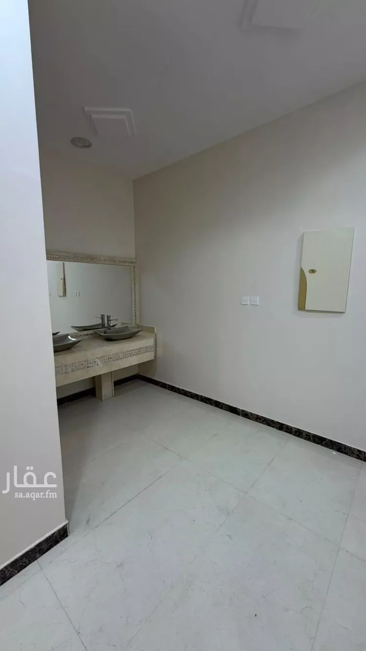 فيلا للإيجار في شارع رقم 487, حي المونسية, مدينة الرياض, منطقة الرياض 8
