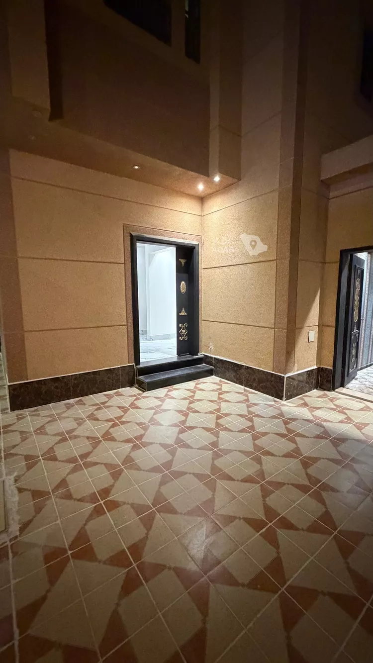 Floor for Rent in Riyadh Al Munsiyah 2