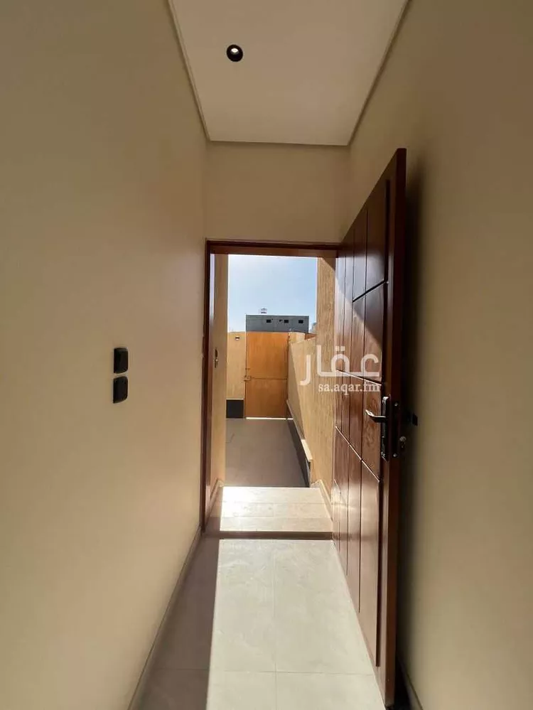 شقة للإيجار في شارع محمد بن داود بن الجراح ، حي الصفا ، تبوك ، منطقة تبوك صورة 2