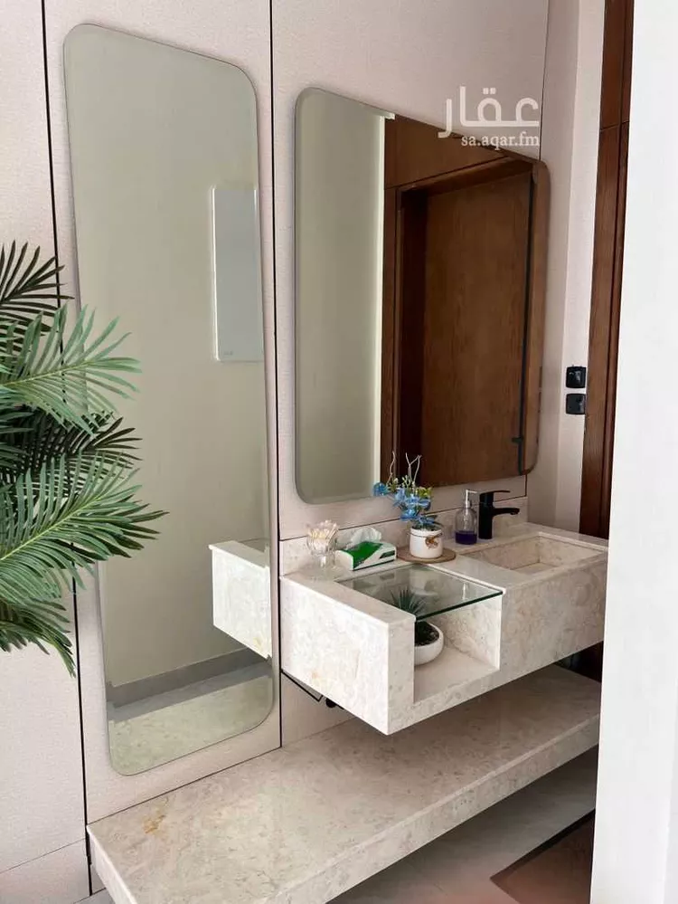 شقة للإيجار في شارع محمد بن داود بن الجراح ، حي الصفا ، تبوك ، منطقة تبوك صورة 5