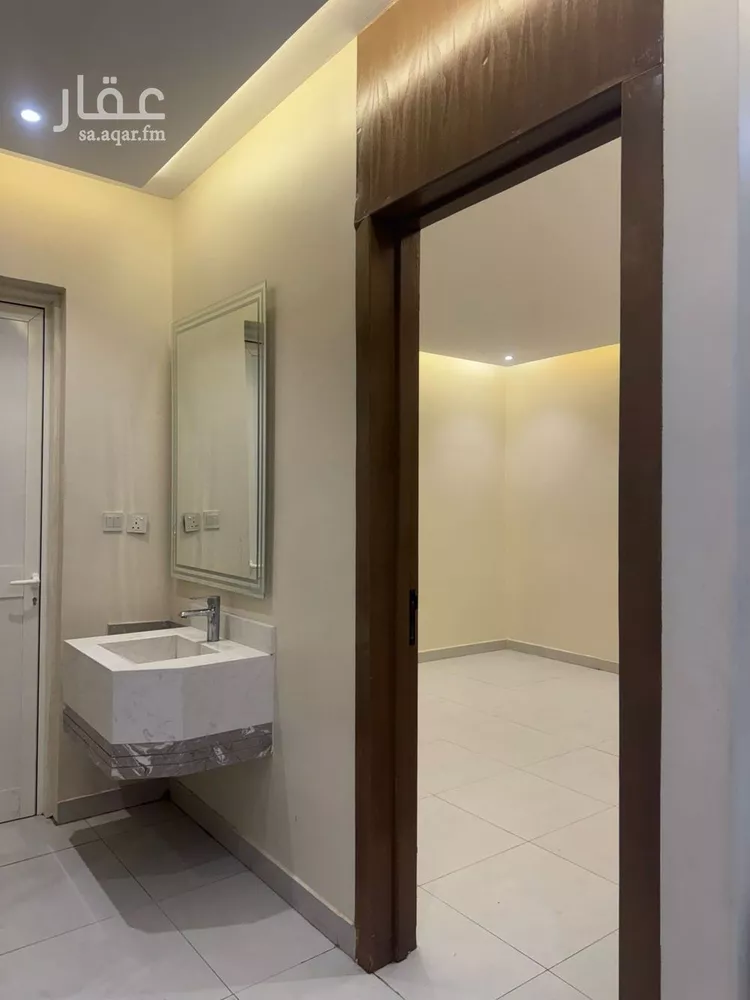 شقة للإيجار في شارع حسن الشاعر, حي عكاظ, مدينة الرياض, منطقة الرياض صورة 5