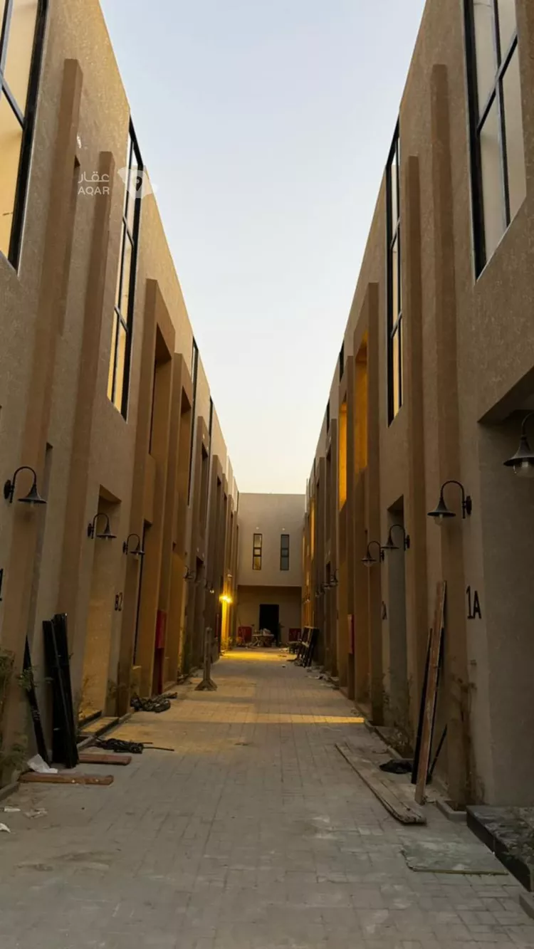 فيلا للإيجار في شارع سعيد بن نفيل, حي الرمال, مدينة الرياض, منطقة الرياض 2