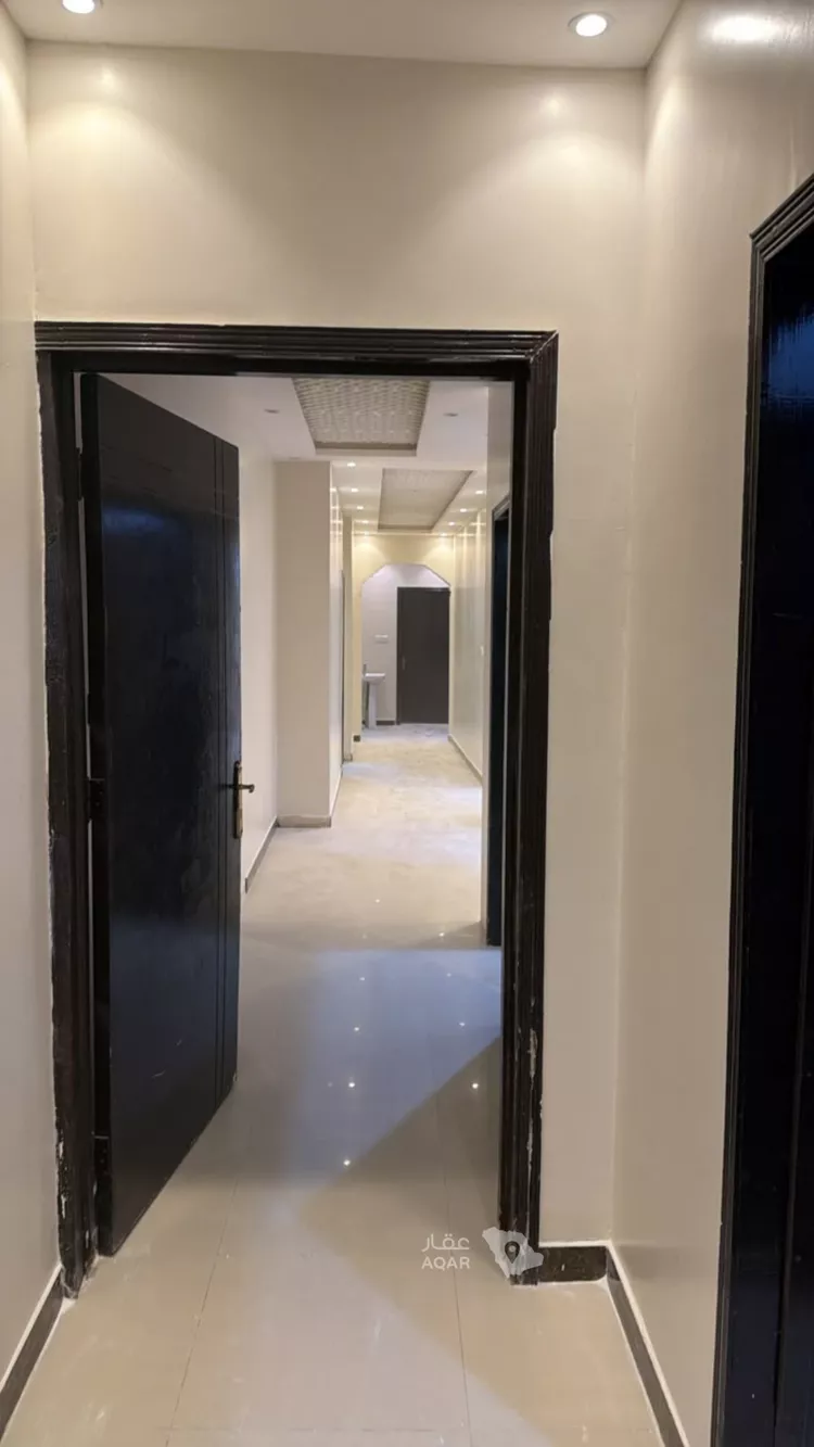 Floor for Rent in Riyadh Tuwaiq 7