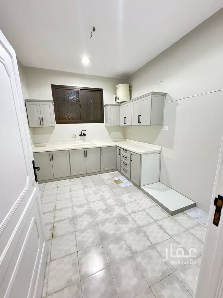 شقة للإيجار في شارع ابي الطاهر المقدسي, حي العريجاء الغربي, مدينة الرياض, منطقة الرياض صورة 5