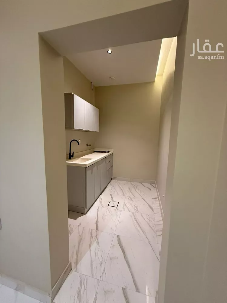 شقة للإيجار في شارع قناة السويس, حي العقيق, مدينة الرياض, منطقة الرياض صورة 3