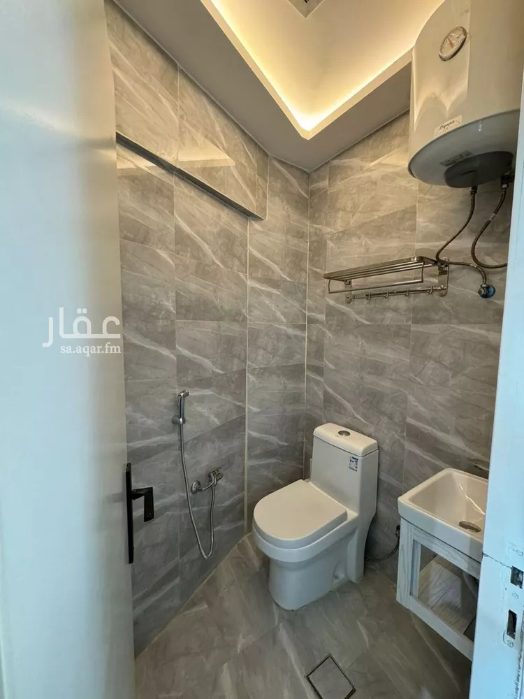 شقة للإيجار في شارع ابن عبدالحق الخزرجي, حي العقيق, مدينة الرياض, منطقة الرياض صورة 2