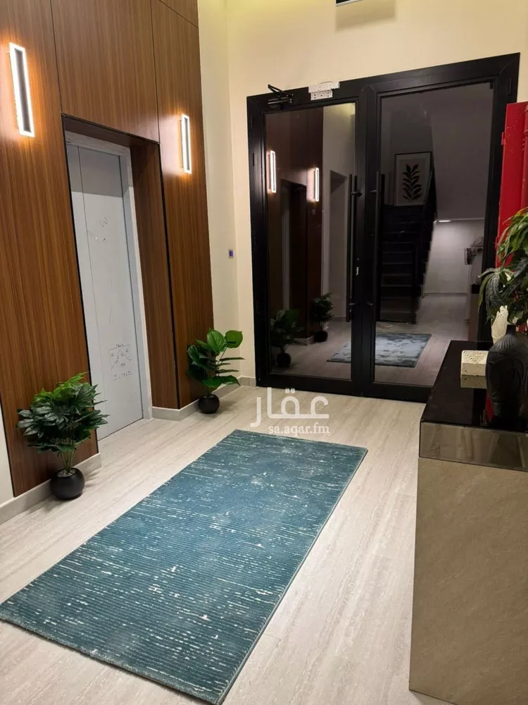 عمارة للبيع في شارع القعقاع بن عمرو, حي العريجاء الغربي, مدينة الرياض, منطقة الرياض صورة 2