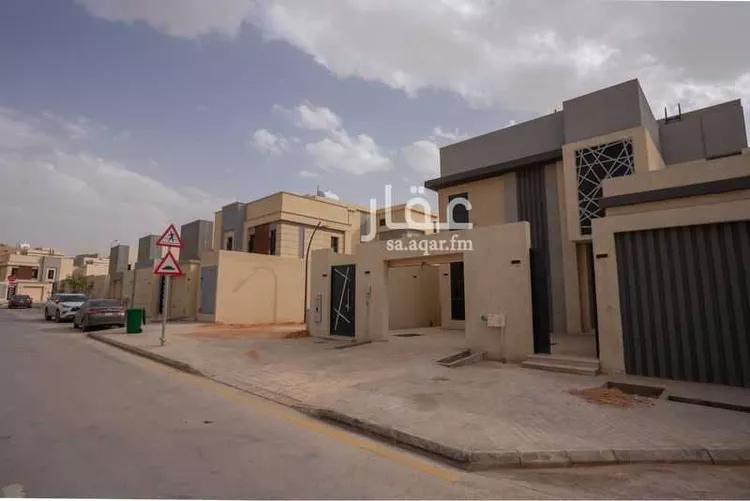 Villa for Sale in Riyadh Al Janadriyah صورة 2