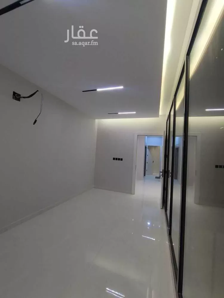 فيلا للبيع في شارع جبل الاجداد, حي ظهرة لبن, مدينة الرياض, منطقة الرياض صورة 4