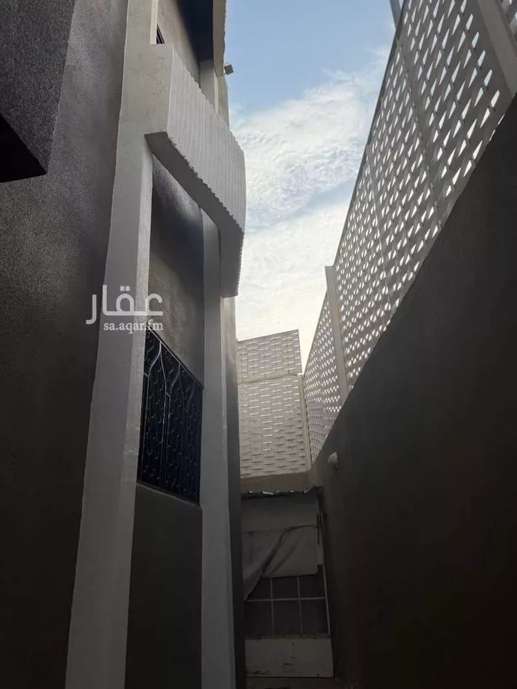 فيلا للبيع في شارع انس ابن مالك, حي أم العراد, مدينة الطائف, منطقة مكة المكرمة 20