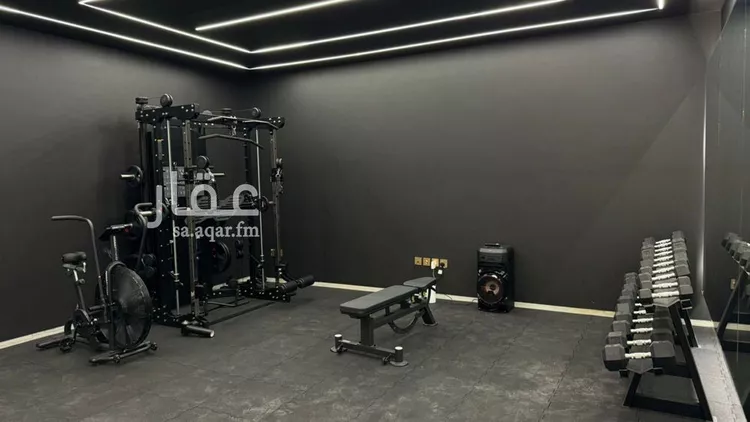 فيلا للبيع في شارع سلمة بن عاصم, حي الرمال, مدينة الرياض, منطقة الرياض صورة 4