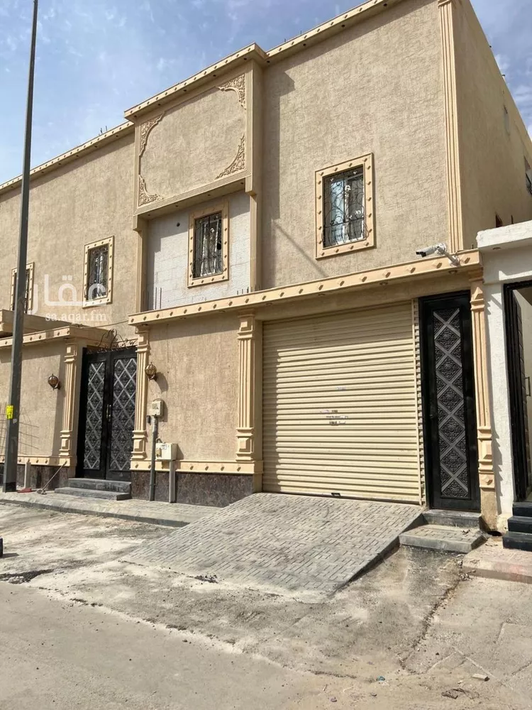 فيلا للبيع في شارع أبي القاسم السبتي, حي الرمال, مدينة الرياض, منطقة الرياض