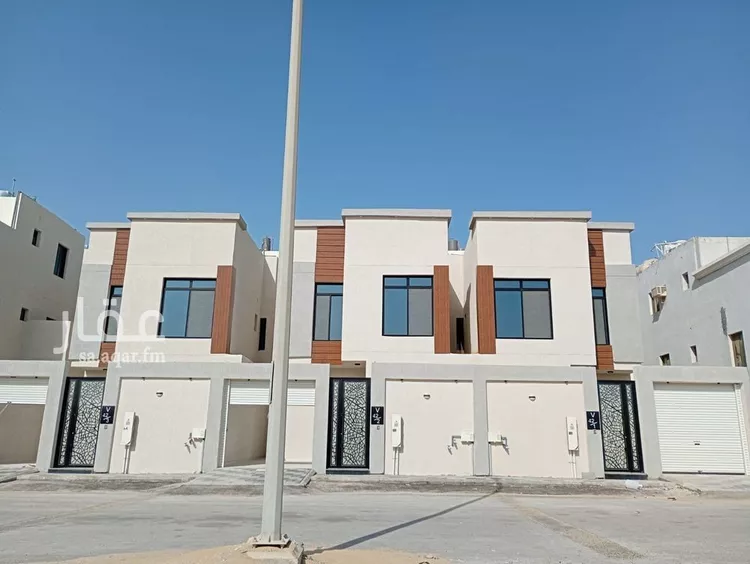 فيلا للبيع في شارع القيصومه, حي الصواري, مدينة الخبر, المنطقة الشرقية