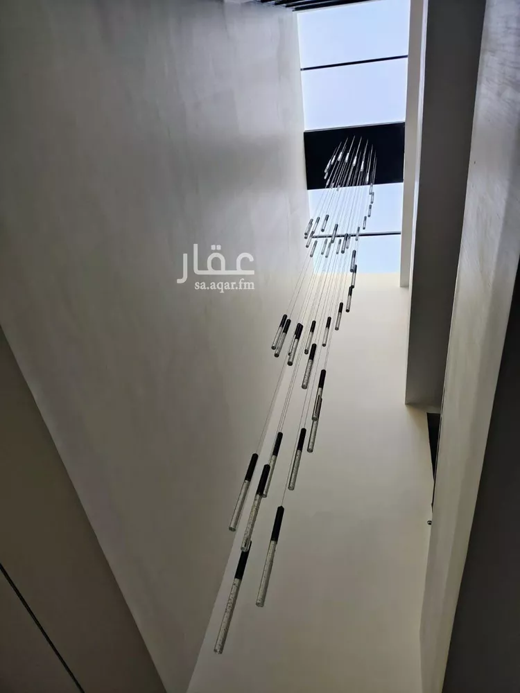 فيلا للبيع في شارع محمد بن ابي دينار, حي الصواري, مدينة الخبر, المنطقة الشرقية صورة 2