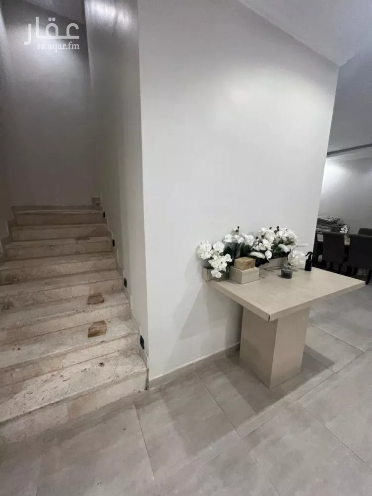 فيلا للبيع في شارع الاثير, حي البحيرة, مدينة الخبر, المنطقة الشرقية