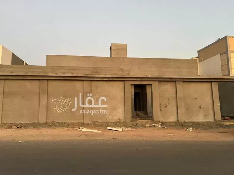 Floor for Sale in Medina King Fahd 7