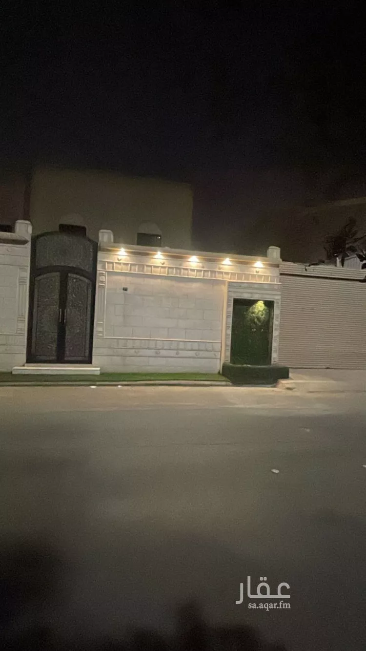 فيلا للبيع في شارع عبدالله بن رشيد, حي الروضة, مدينة الرياض, منطقة الرياض صورة 3
