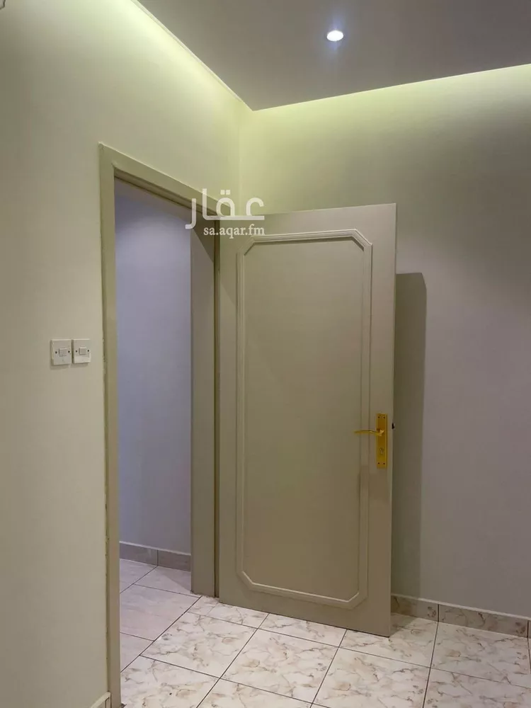 شقة للإيجار في شارع فيروز العبدالعزيز, حي الملك فيصل, مدينة الرياض, منطقة الرياض صورة 3