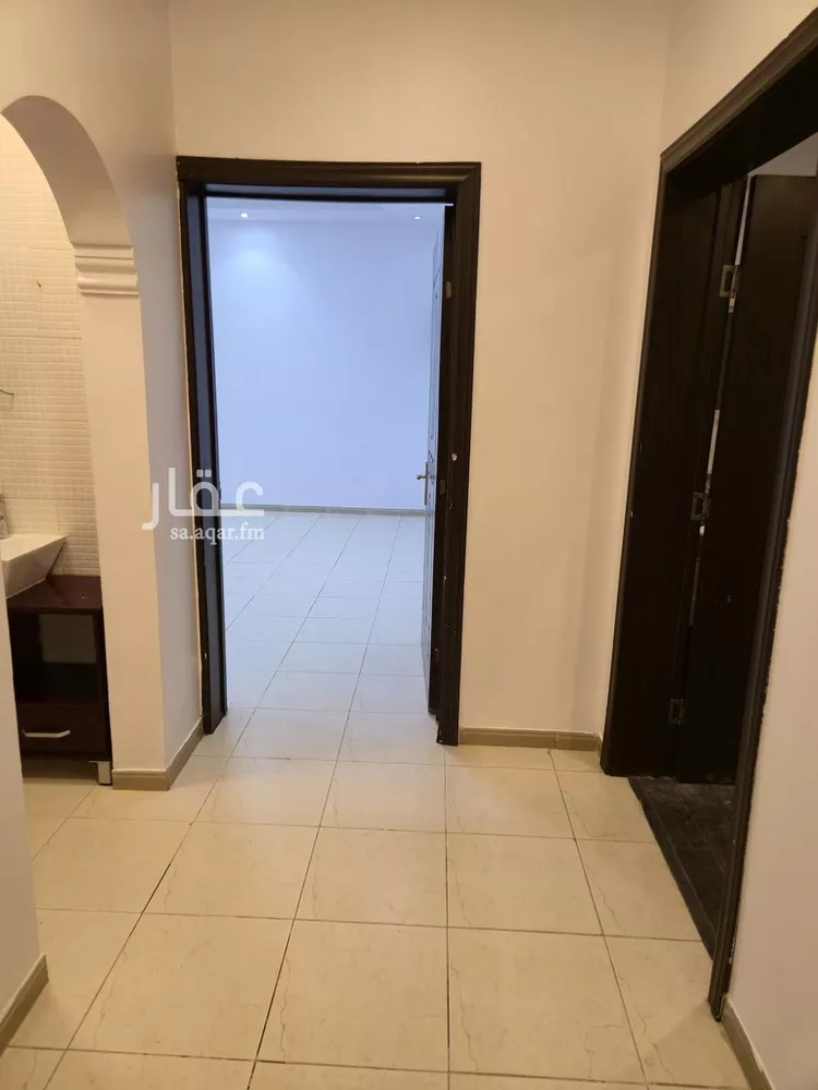 شقة للإيجار في شارع العشيرة, حي ظهرة لبن, مدينة الرياض, منطقة الرياض صورة 3