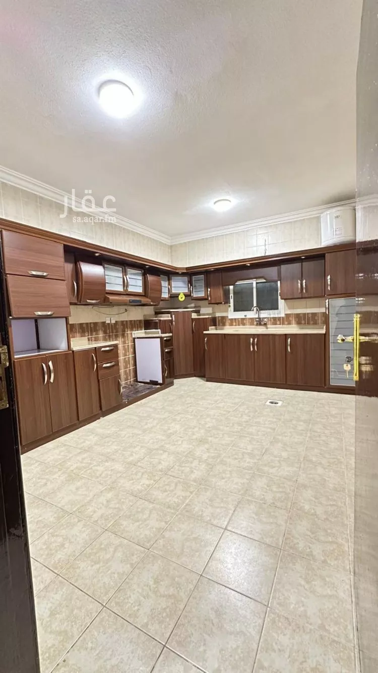 Floor for Rent in Riyadh Al Fayha