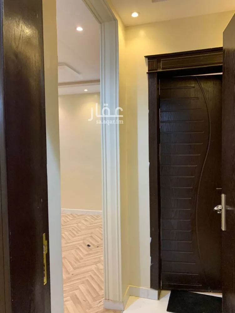 فيلا للإيجار في شارع عبدالملك بن عمر بن عبدالعزيز, حي الرمال, مدينة الرياض, منطقة الرياض صورة 3