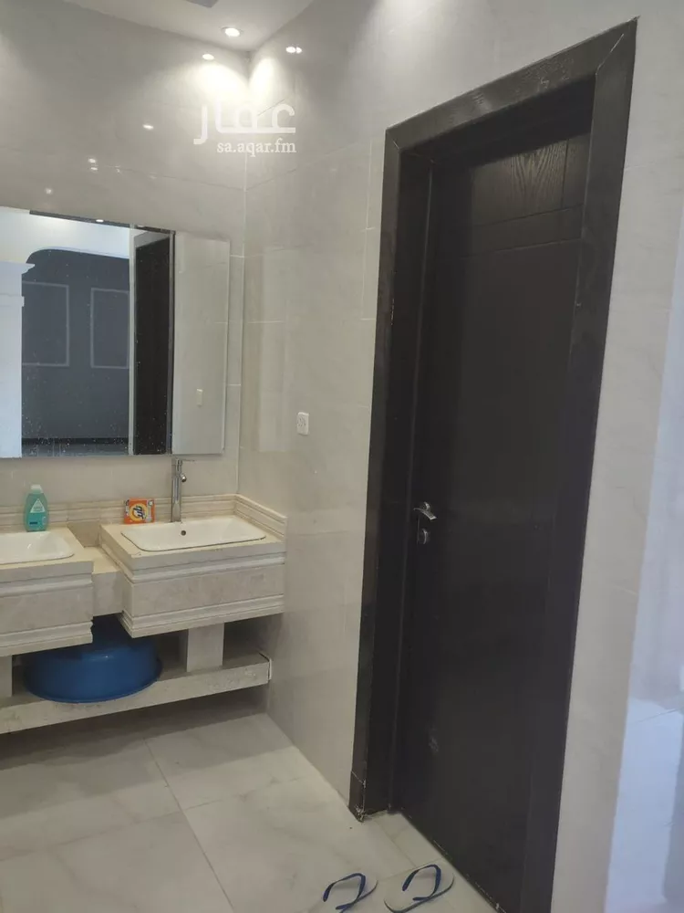 فيلا للإيجار في شارع يوسف السنبلاويني, حي طويق, مدينة الرياض, منطقة الرياض صورة 3