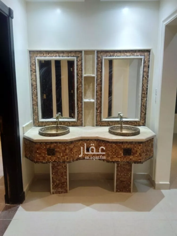 Villa for Sale in Riyadh Ar Rabie 18