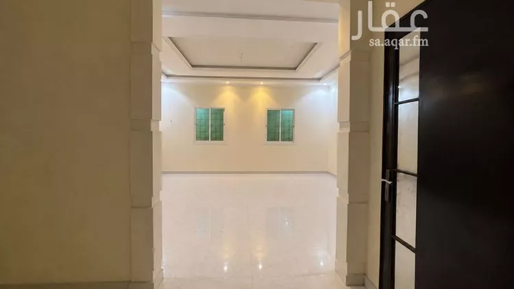 فيلا للبيع في شارع جبل المشايخ, حي القادسية, مدينة الرياض, منطقة الرياض 8