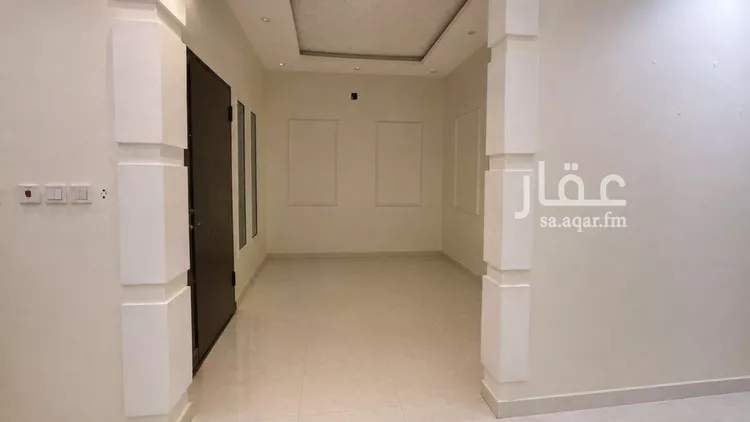 فيلا للبيع في شارع جبل المشايخ, حي القادسية, مدينة الرياض, منطقة الرياض صورة 3