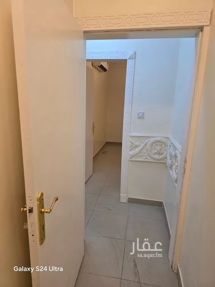 شقة للإيجار في شارع ابي بن معاذ الانصاري, حي الربيع, مدينة الرياض, منطقة الرياض 8