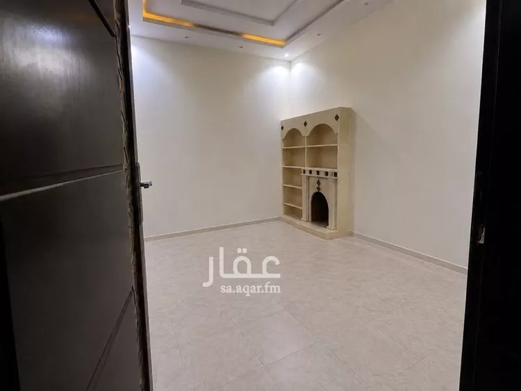 فيلا للبيع في شارع جبل المشايخ, حي القادسية, مدينة الرياض, منطقة الرياض صورة 4