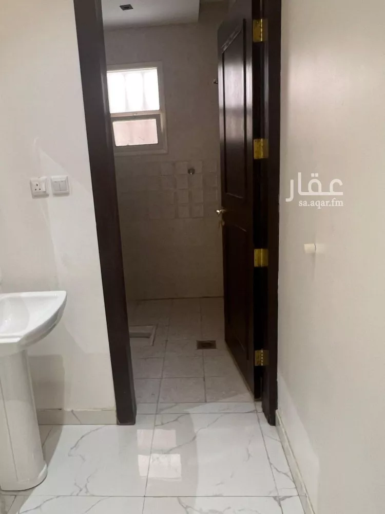 شقة للإيجار في شارع يوسف بن عبدالصمد, حي المعيزيلة, مدينة الرياض, منطقة الرياض