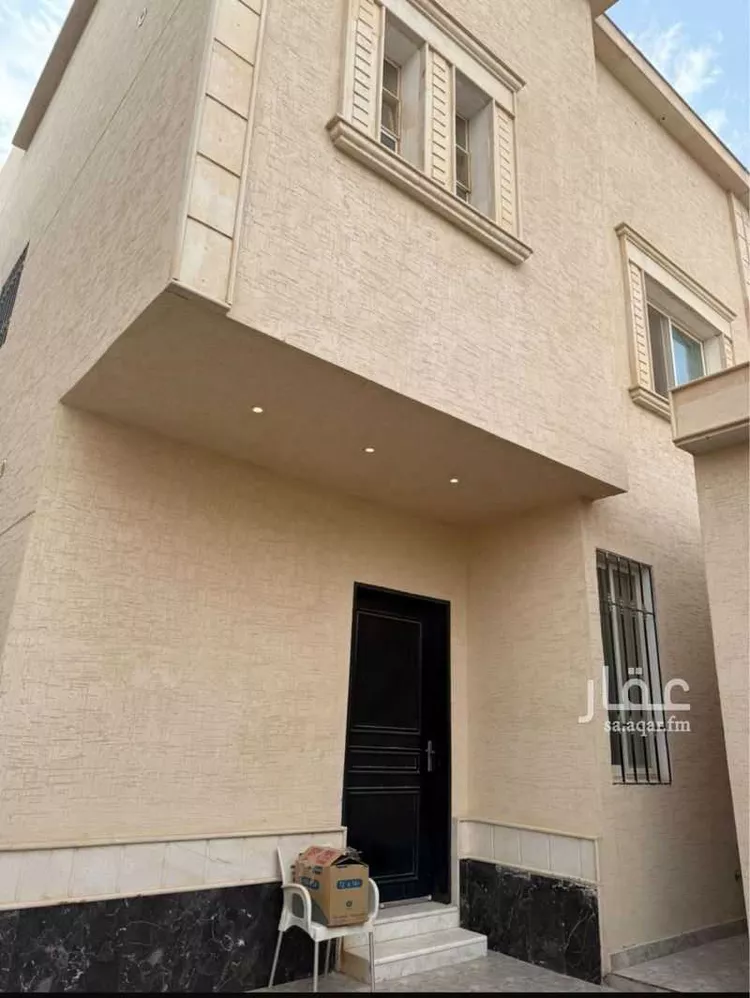 فيلا للبيع في شارع حسين أبي عبدالله الطبري, حي المهدية, مدينة الرياض, منطقة الرياض صورة 5