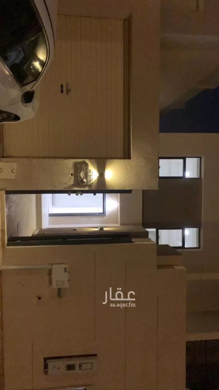 فيلا للبيع في شارع الامير فيصل بن بندر بن عبدالعزيز الفرعي ، حي مطار الملك خالد الدولي ، الرياض ، منطقة الرياض صورة 2