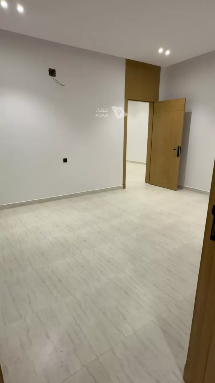 Floor for Sale in Riyadh Badr صورة 3