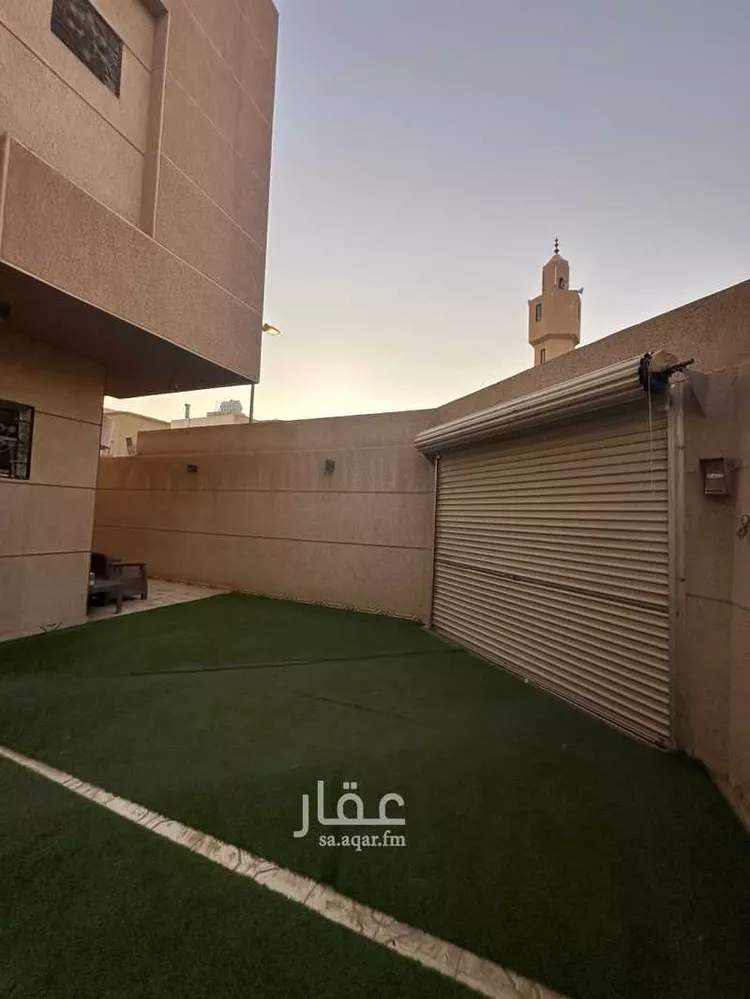 فيلا للبيع في شارع ابي بكر الواعظ ، حي ظهرة البديعة ، الرياض ، منطقة الرياض صورة 3