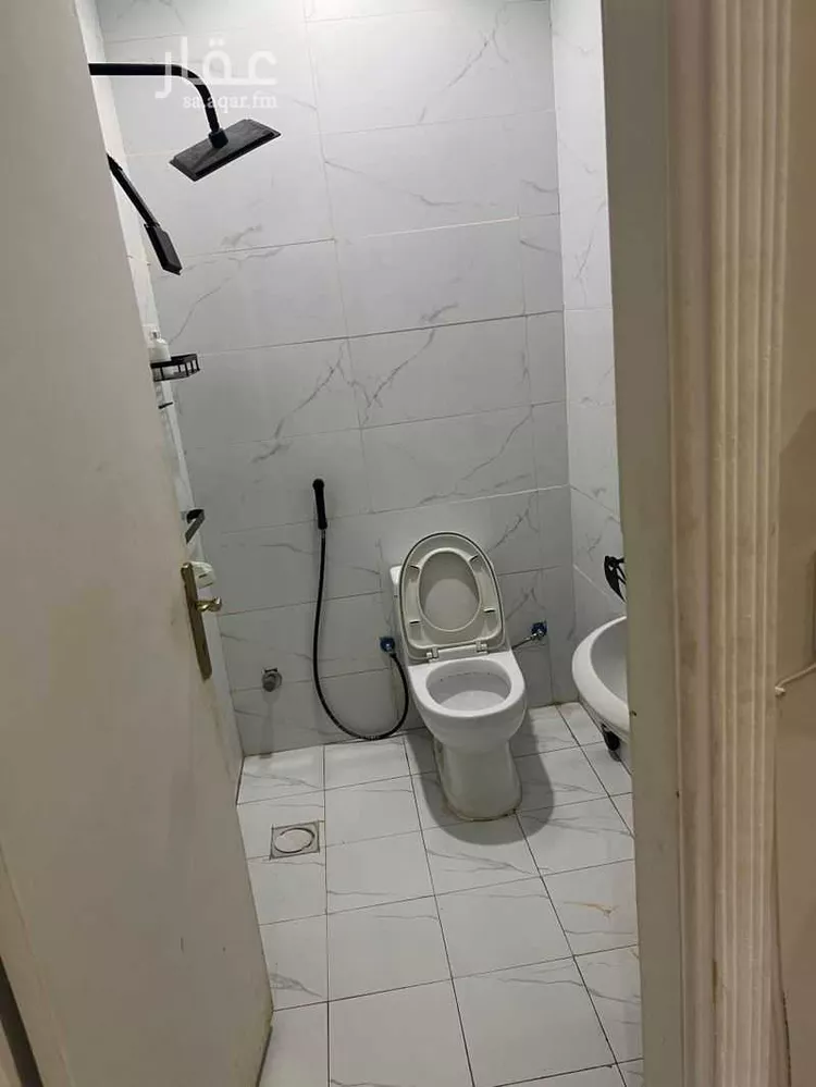 شقة للإيجار في شارع قلعة صلاح الدين ، حي العقيق ، الرياض ، منطقة الرياض صورة 2