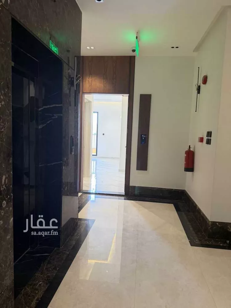 شقة للإيجار في شارع رقم 394, حي الملقا, مدينة الرياض, منطقة الرياض صورة 3