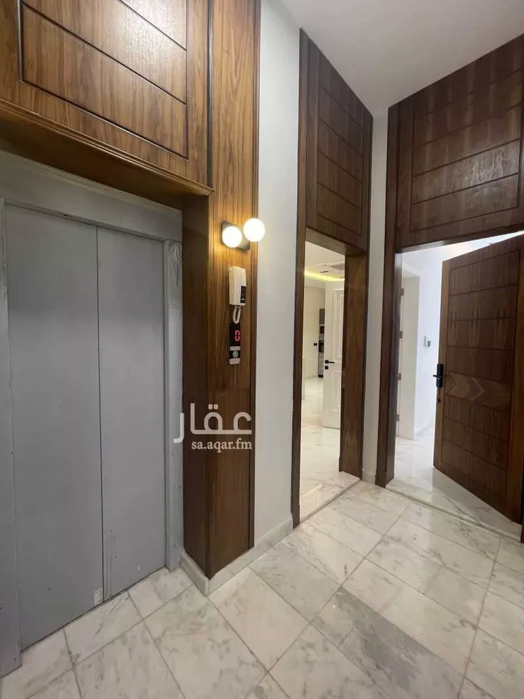 دور للإيجار في شارع رقم 374, حي الملقا, مدينة الرياض, منطقة الرياض صورة 2