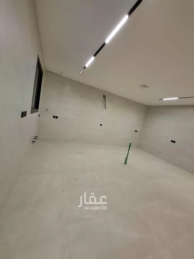 Floor for Sale in Riyadh Badr 10