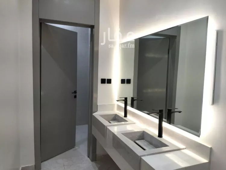 شقة للبيع في شارع ابن سيدة اللغوي, حي عكاظ, مدينة الرياض, منطقة الرياض صورة 3