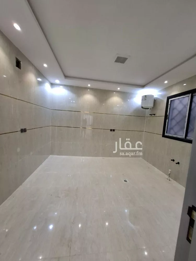 فيلا للبيع في شارع الامام مسلم, حي بدر, مدينة الرياض, منطقة الرياض 14