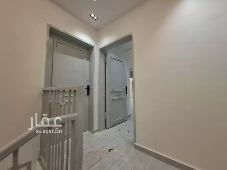Floor for Sale in Riyadh Badr 8