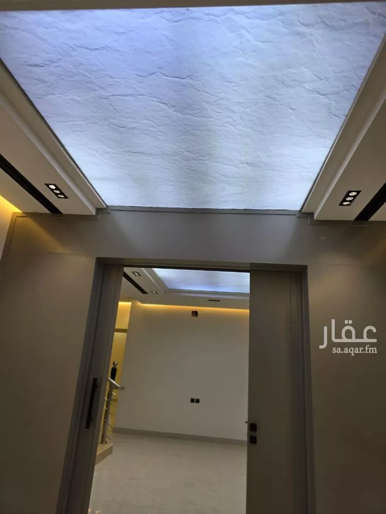 فيلا للبيع في شارع الامام مسلم, حي بدر, مدينة الرياض, منطقة الرياض 13